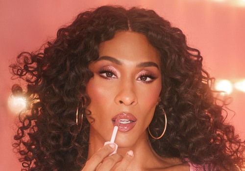 Overlining and Other Lip Tricks for Fuller-Looking Lips: Tips and Trends for Women 40+