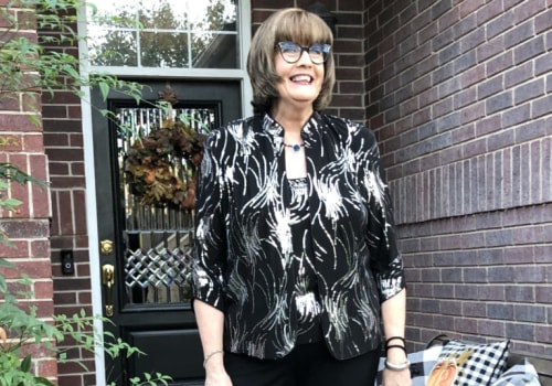 Stylish Outerwear for Evening Events: How to Dress Age-Appropriately and Youthfully