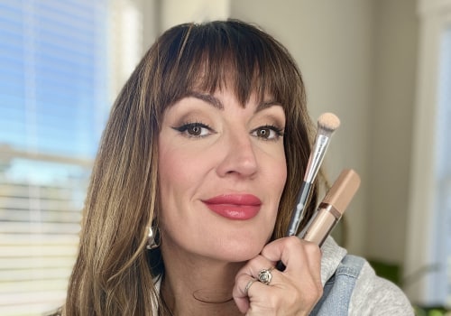 Concealing Dark Circles and Age Spots: A Guide for Women 40+